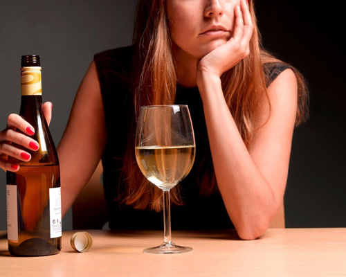 Анонимное лечение женского алкоголизма в Вязьме